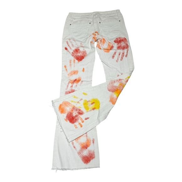 Indigo Rein Junior Girls Size 1 NWOT White Flare Jeans Handprint Y2K Style - Picture 2 of 5